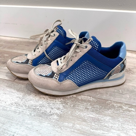 MICHAEL KORS Maddy Trainer- Electric Blue | Size 6.5 - Picture 2 of 6